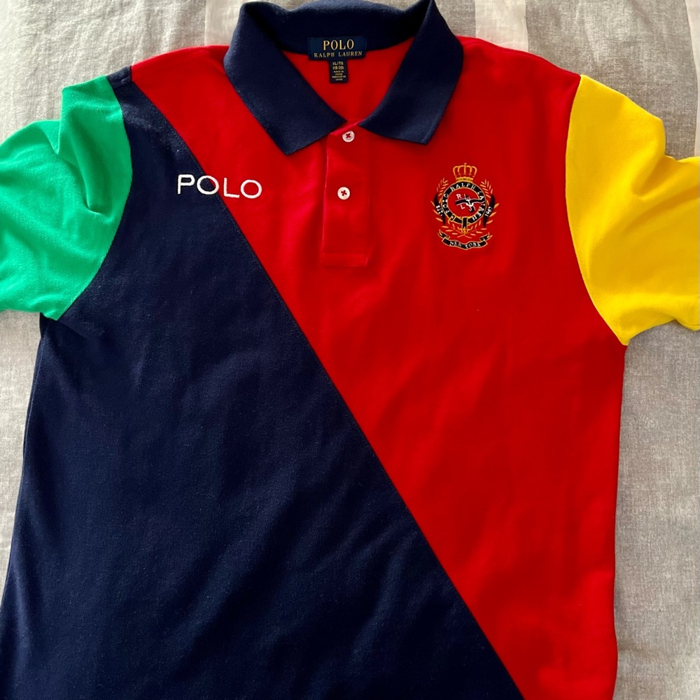 RALPH LAUREN POLO SHIRT (CLASSIC FIT)         PRE-Owned